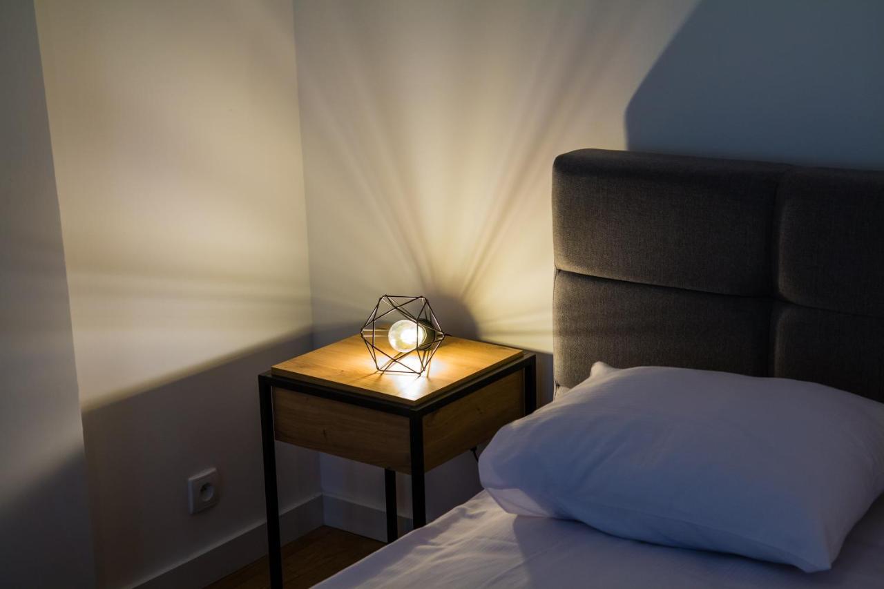 Osemka By Rentoom Apartment Torun Luaran gambar